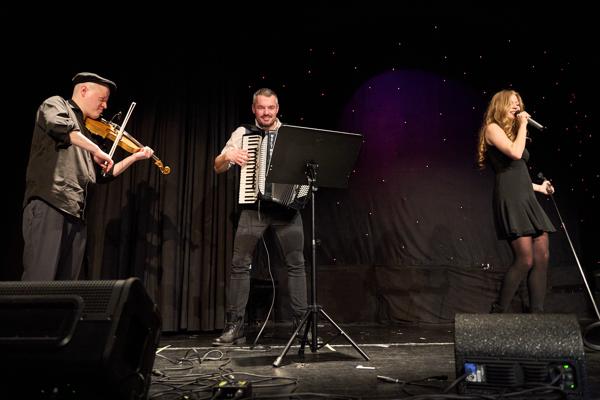 Zoë & Trio im Vindobona. 20. Internationales Akkordeonfestival. Wien, Österreich. 13. März 2019.