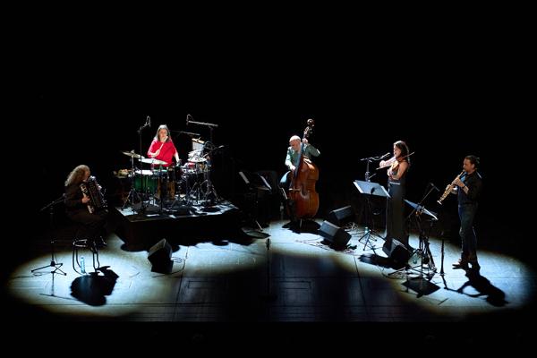 Dobrek Quintet im Theater Akzent. 21. Internationales Akkordeonfestival. Wien, Österreich. 24. Februar 2020.