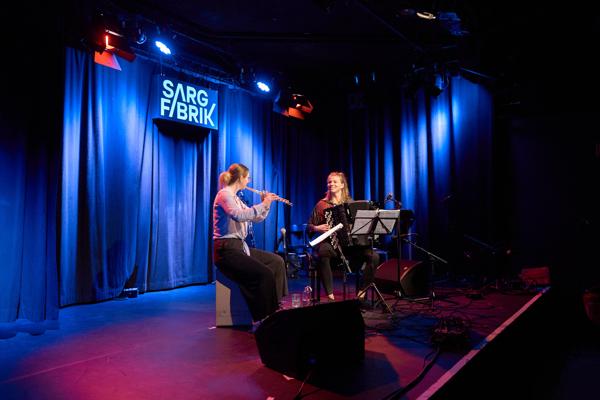 Nada Brahma Duo in der Sargfabrik. 23. Internationales Akkordeon Festival 2022. Wien, Österreich. 10. März 2022. Foto: Nico Kaiser