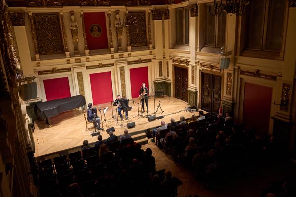 trio akk:zent am Dienstag, 14. März 2023 im Rahmen des 24. Internationalen Akkordeon Festivals 2023 im Ehrbar Saal in Wien.
