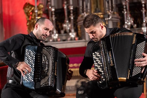 Nikola Zarić Quintett am Dienstag, 12. März 2024 im Rahmen des 25. Internationalen Akkordeonfestivals 2024 im Wiener Hofburgkapelle in Wien.